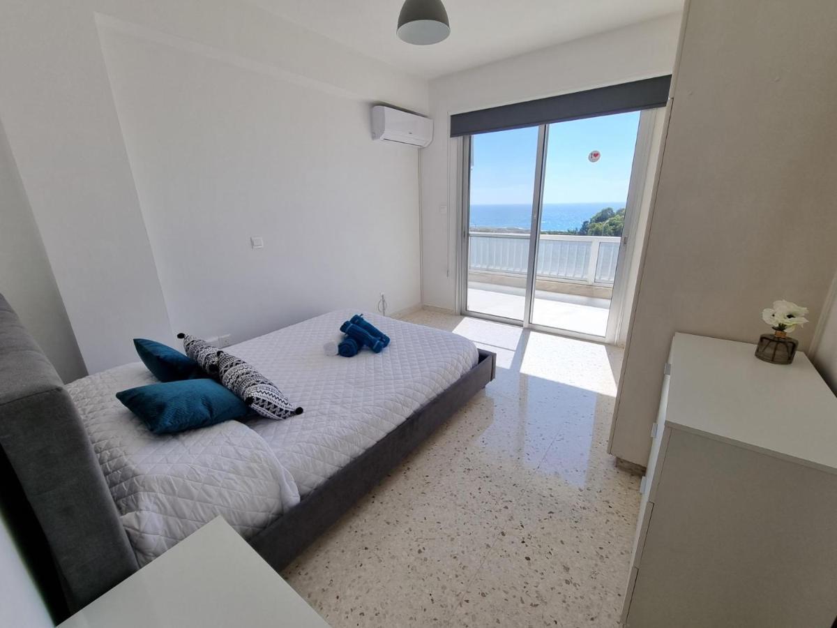 Diamond Sea View Penthouse Apartment Paphos ภายนอก รูปภาพ